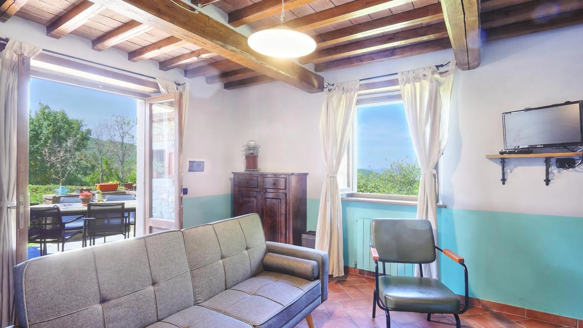 Casale Cantalena Cortona 0*,